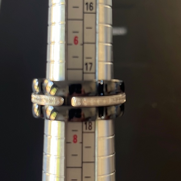 CHANEL ULTRA RING - Picture 6 of 9